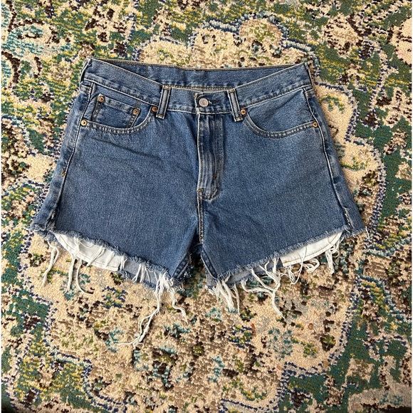 Levi's Pants - Levi’s | cut off shorts | Sz 30x32